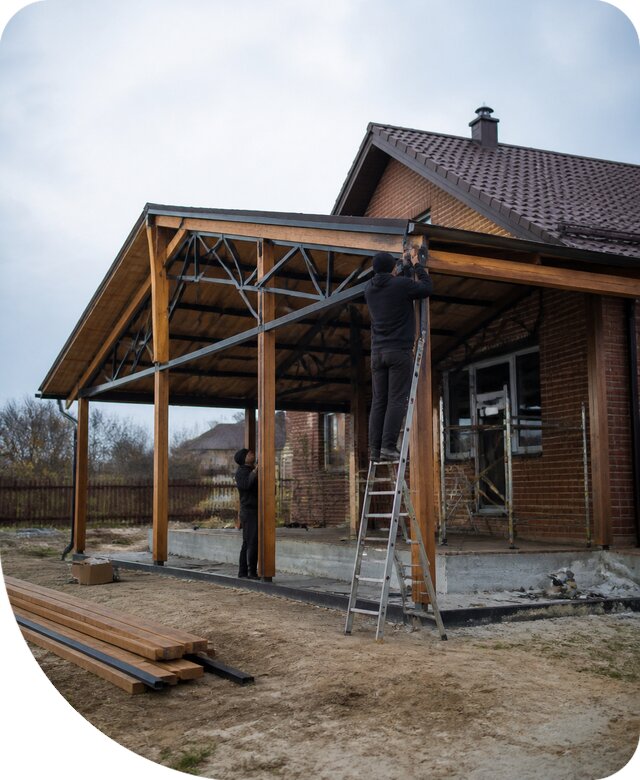 Пристройка навеса к дому и участку в Салехарде под ключ